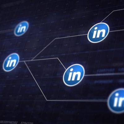 Pourquoi la communication LinkedIn LinkedIn est-elle cruciale pour les professionnels ?